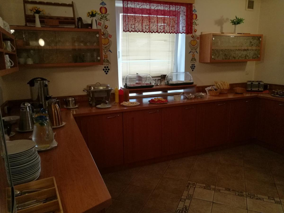Penzion Kosik Tvrdonice エクステリア 写真